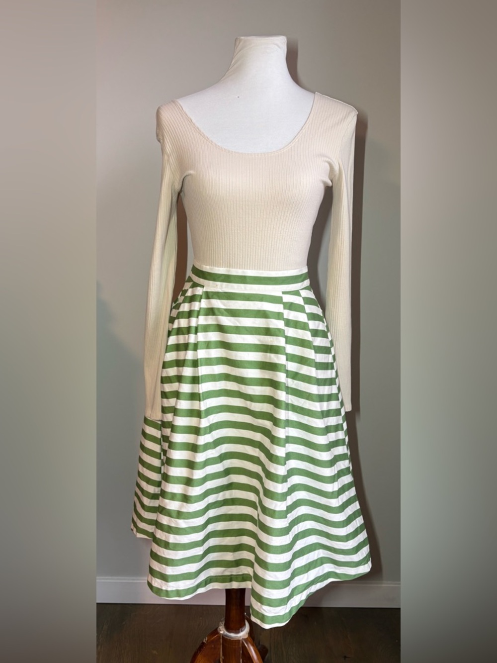 Modcloth Green & White Stripe Lined A-Line Dusk & Stunner Midi Skirt Size M